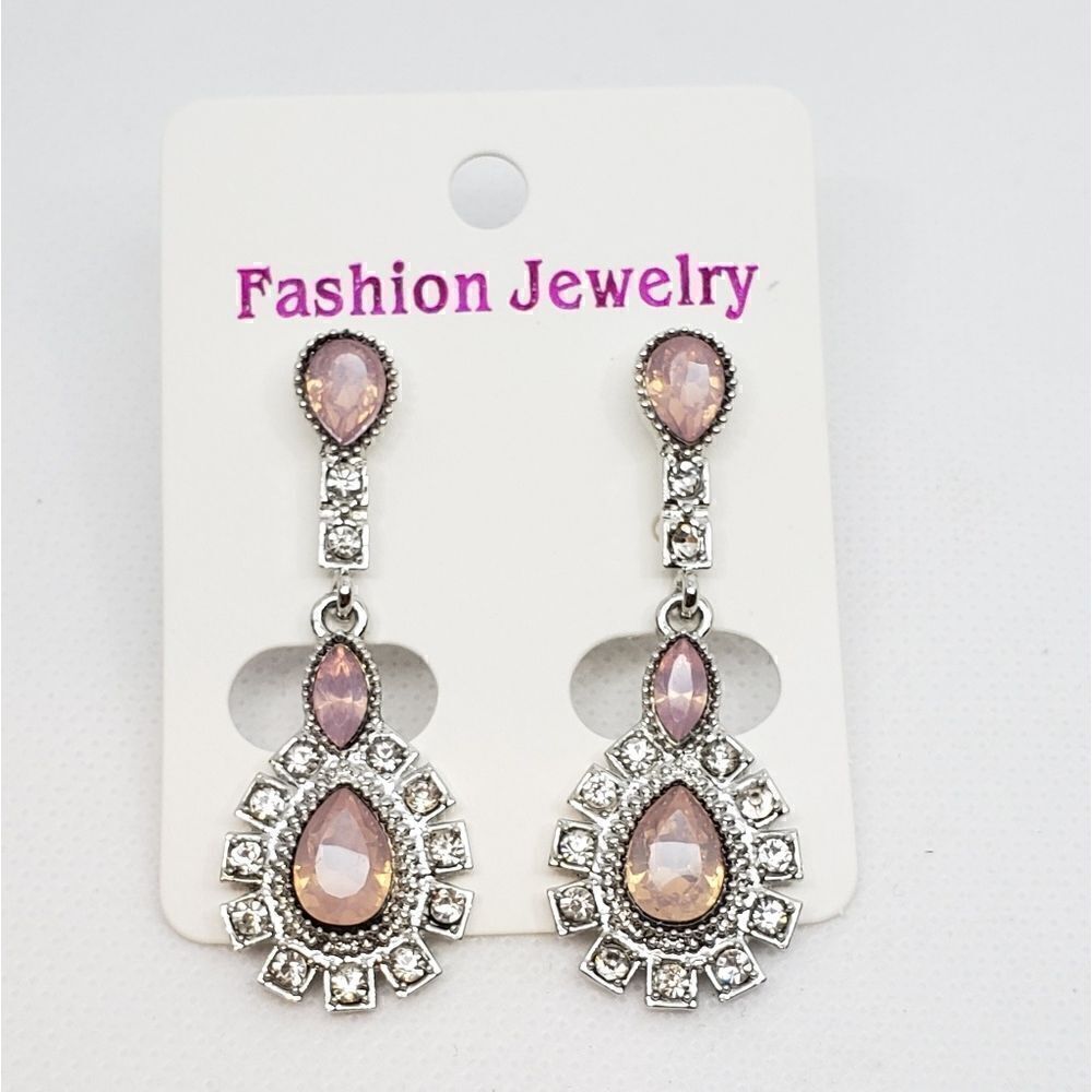 VEYO Milk Pink Drop Earrings Post style